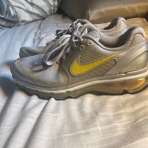 Nike Airmax Livestrong Sneakers.